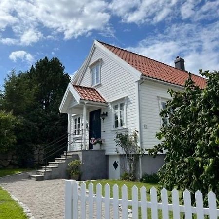 Hybel Med Bad Lägenhet Egersund Exteriör bild